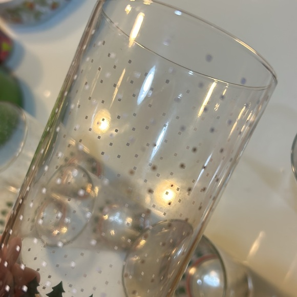 Set of 6 vintage Christmas holiday trees falling snow highball glasses - Picture 4 of 6